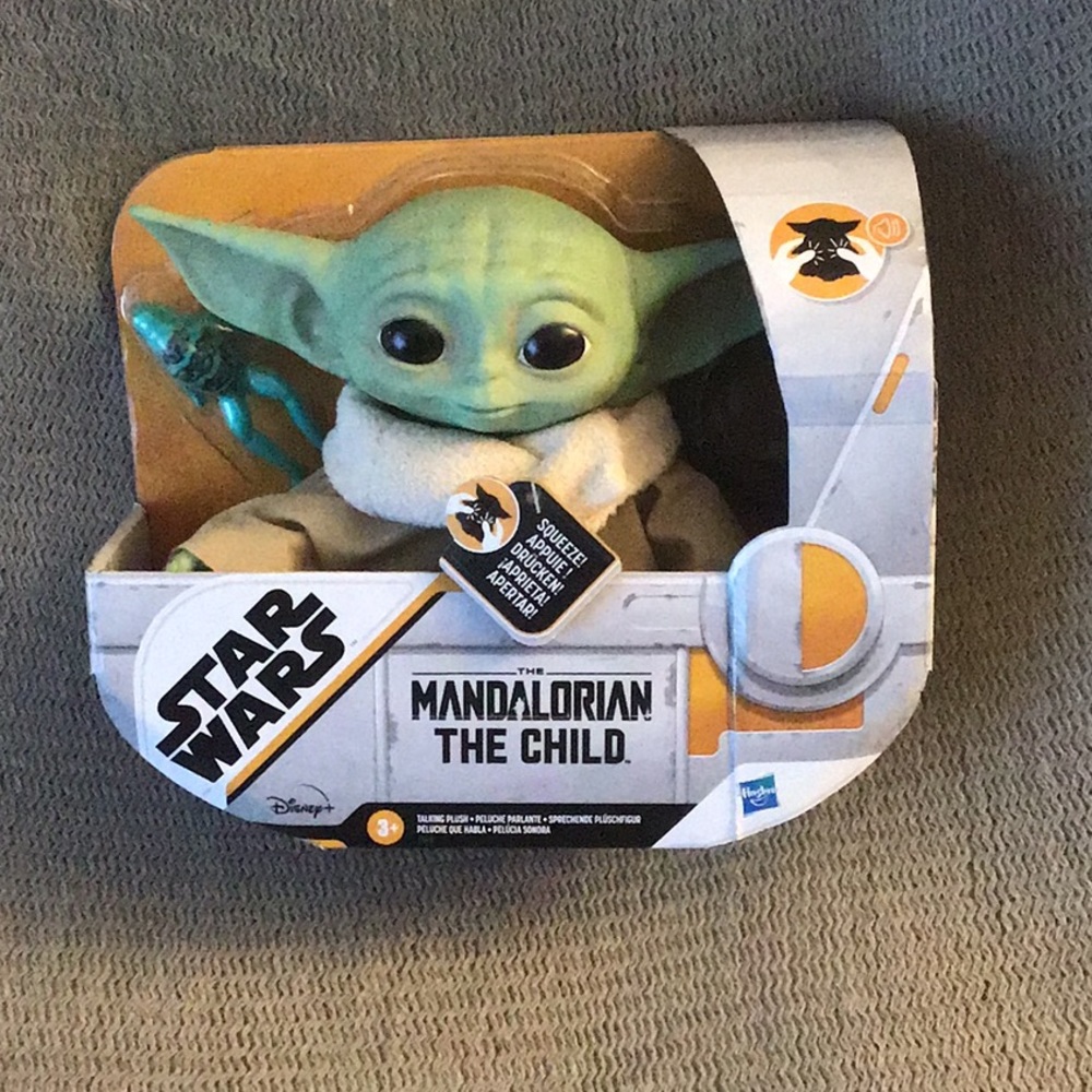 NIB The Mandalorian, The Child, Talking Plush